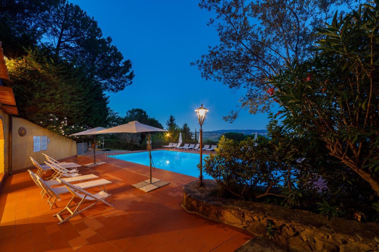 Вилла Poggio D'Oro San Donato in Poggio Экстерьер фото