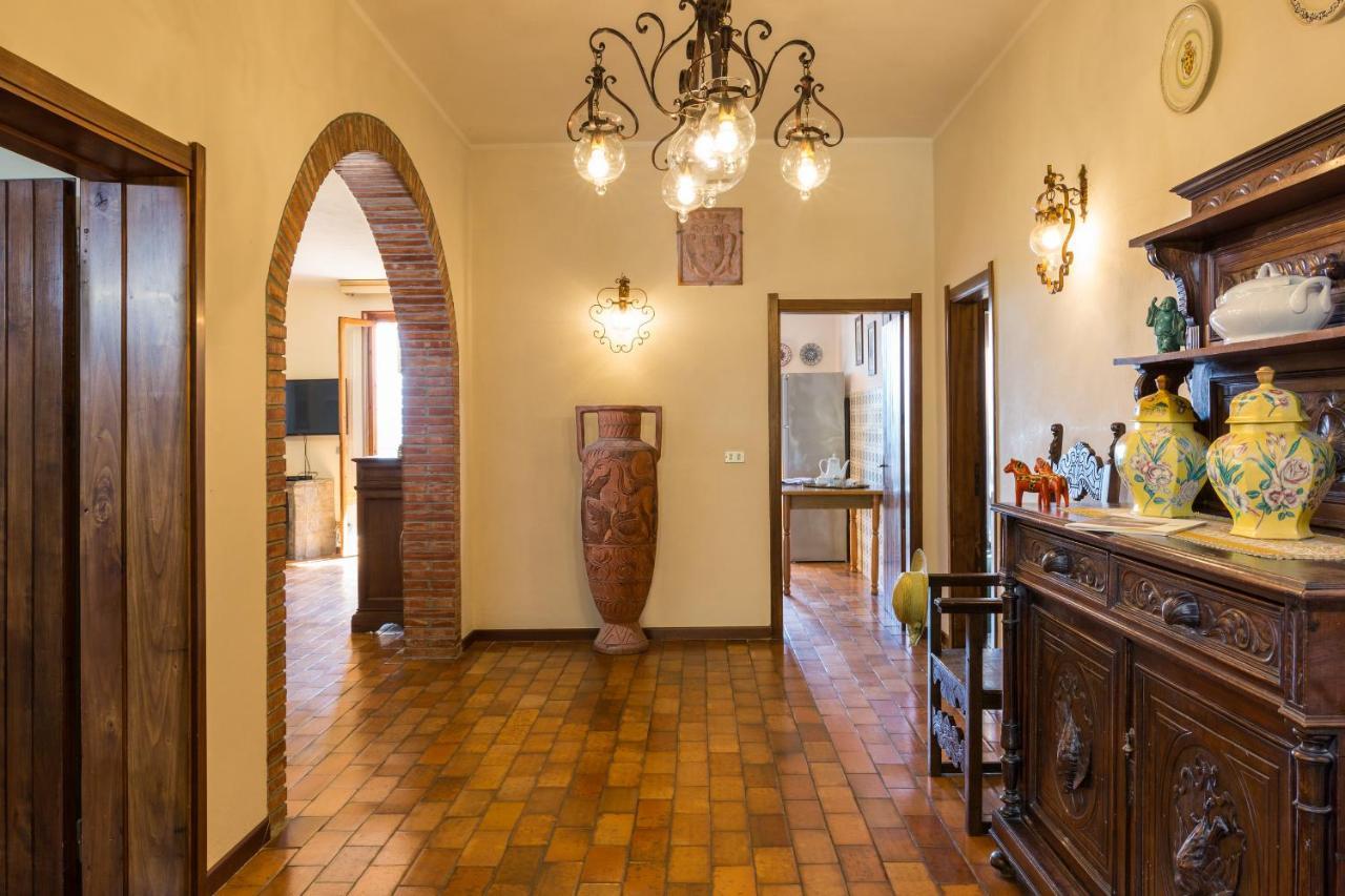 Вилла Poggio D'Oro San Donato in Poggio Экстерьер фото