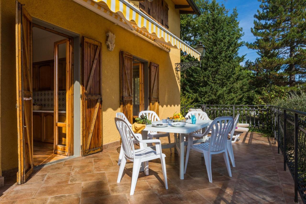 Вилла Poggio D'Oro San Donato in Poggio Экстерьер фото