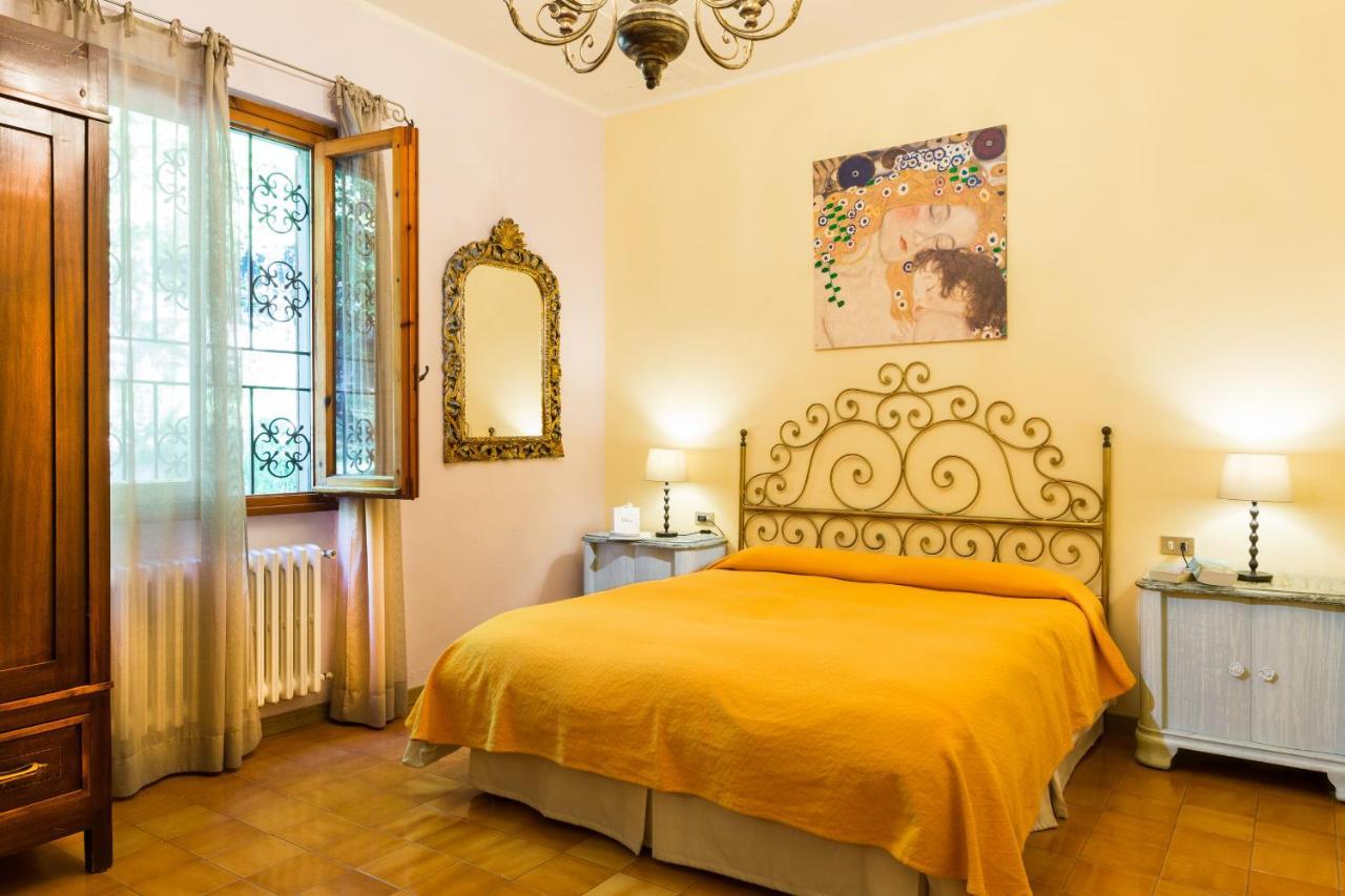 Вилла Poggio D'Oro San Donato in Poggio Экстерьер фото