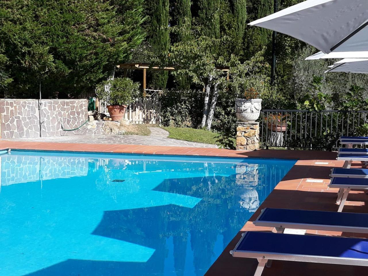 Вилла Poggio D'Oro San Donato in Poggio Экстерьер фото