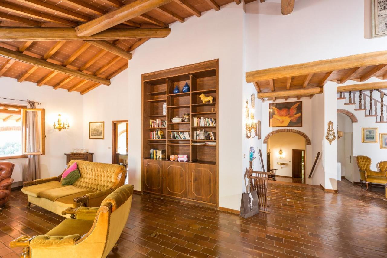 Вилла Poggio D'Oro San Donato in Poggio Экстерьер фото